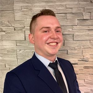 Meet your Posher, Devin